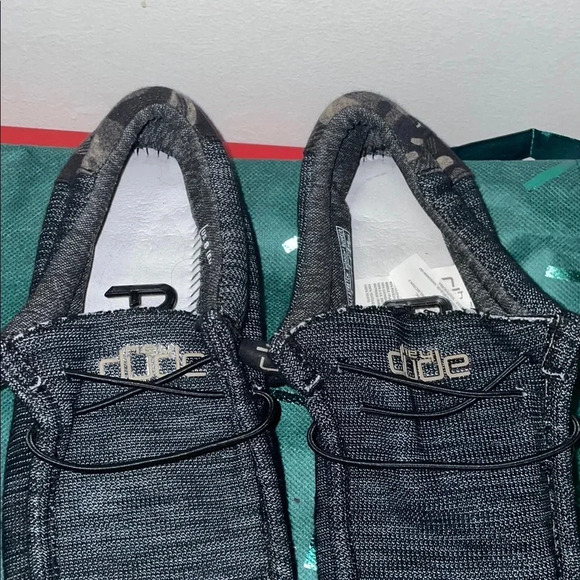 Hey Dude Black and Gray Loafers with Flexible Sole and Moccasin Design - Picture 3 of 12